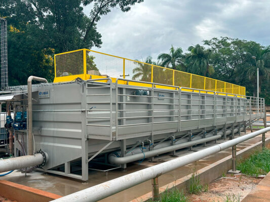Flotador por Ar Dissolvido (DAF) Linsul para tratamento de efluentes e remoção de DBO e DQO.